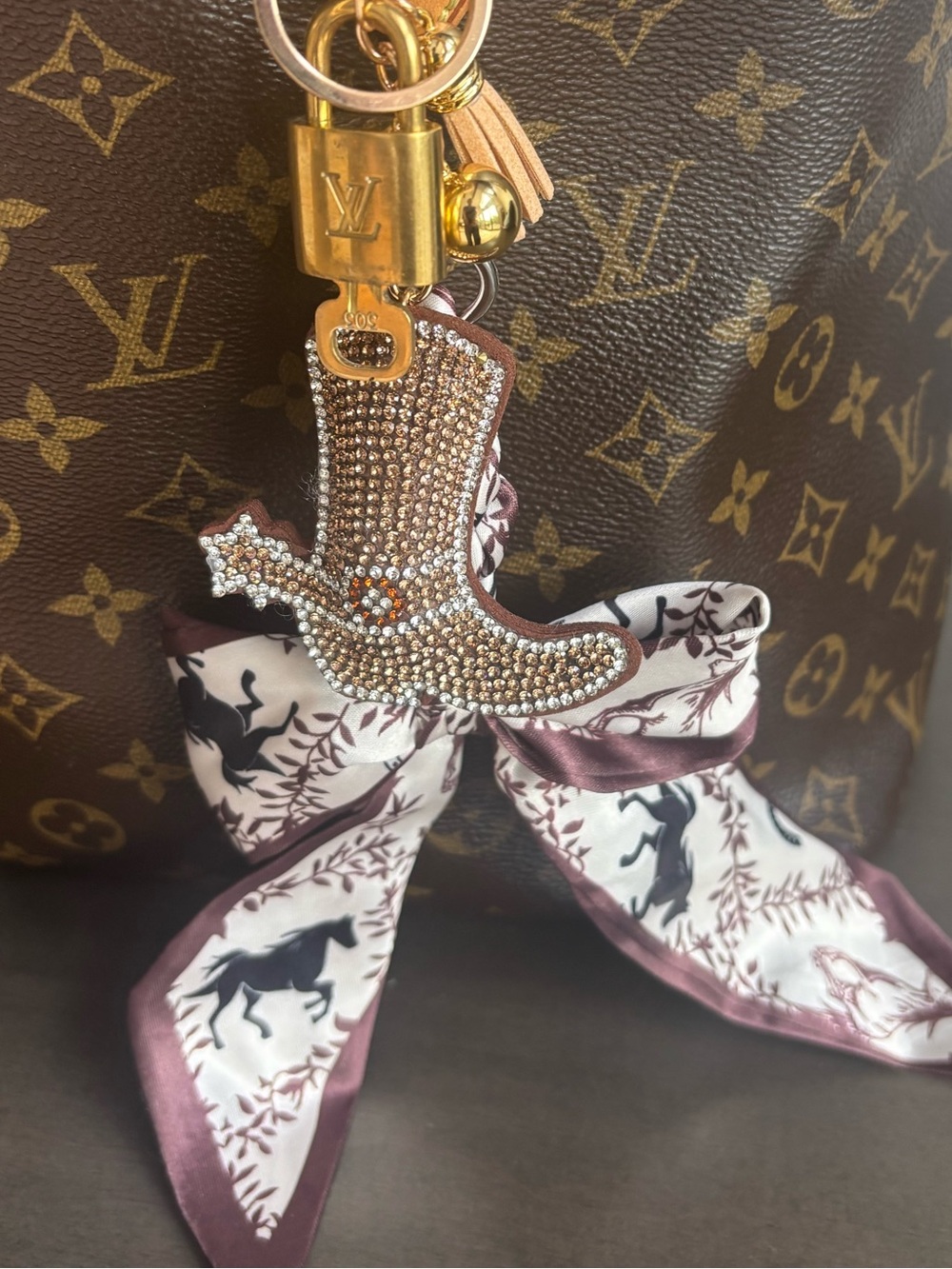 Louis Vuitton Lock & Key #303, western bag charm, horse, 11 inches